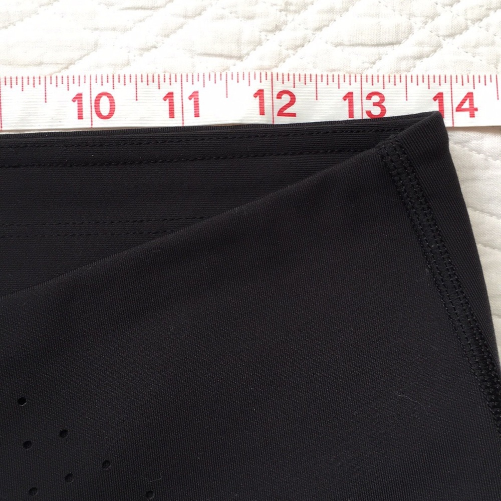 Athleta Trucool Sculptek Stealth Crop Leggings Animal Print M - Picture 11 of 15